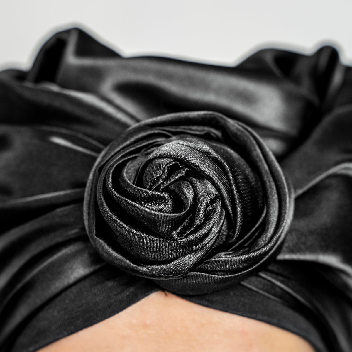 TURBAN EN SATIN